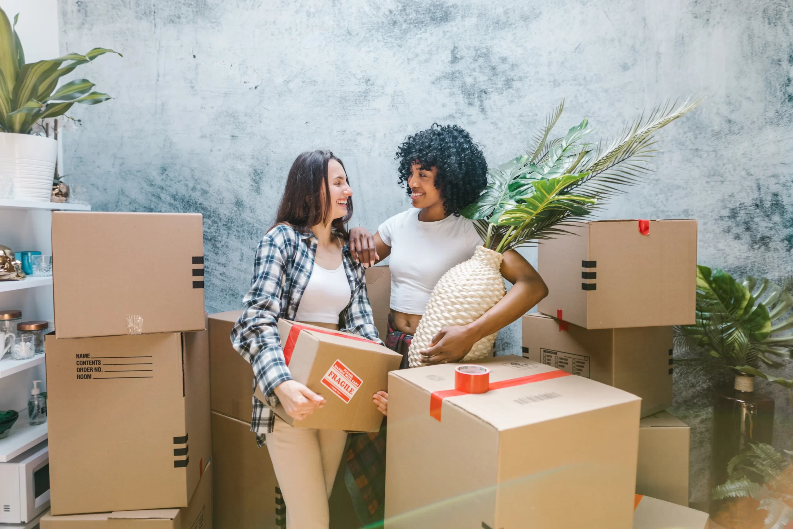 Choose Asha Movers for happy packing and moving. Our dedicated team ensures a joyful experience, handling your belongings with care and delivering a smooth relocation. 🚚📦🏠😊