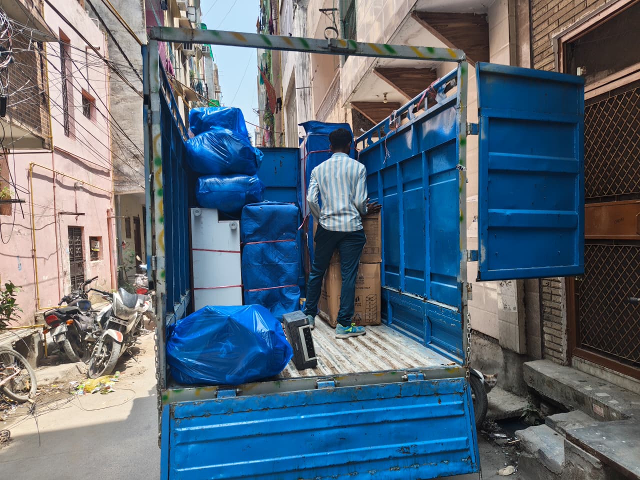 Asha Packers & Movers – Smooth Moves, Happy Homes (1)
